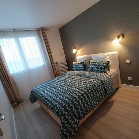 Chelles Centre Ville 2 Chambres Pres Des Bords De Marne 10 Minutes A Pieds De La Gare De Chelles-Gournay 5 Minutes De La Gare De Vaires-Sur-Marne 20 Minutes De Disneyland Jusqu'A 5 Couchages Possibles Экстерьер фото