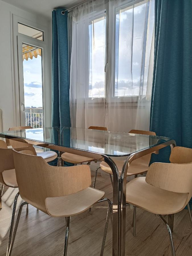 Chelles Centre Ville 2 Chambres Pres Des Bords De Marne 10 Minutes A Pieds De La Gare De Chelles-Gournay 5 Minutes De La Gare De Vaires-Sur-Marne 20 Minutes De Disneyland Jusqu'A 5 Couchages Possibles Экстерьер фото